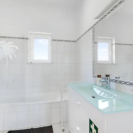 Hostel Arrifana Ocean View *