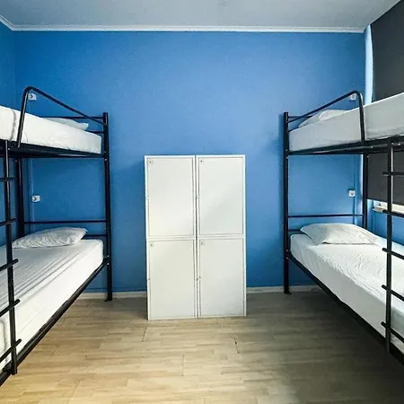 Arrifana Ocean View Hostel